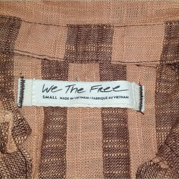 NWOT WE THE FREE Brown & Copper Striped Boho Chic Button Short Sleeve Crop Top - Picture 4 of 5
